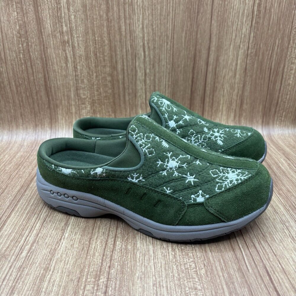 Easy Spirit Traveltime Clog Suede and Wool Green with Snowflakes Women Size 9WW